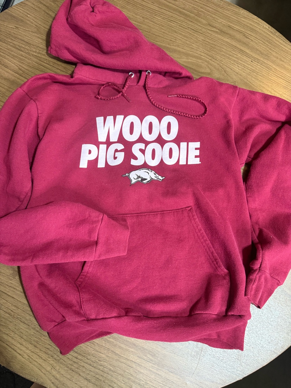 Arkansas Razorbacks “Woo Pig Sooie” Hoodie Red Size Small